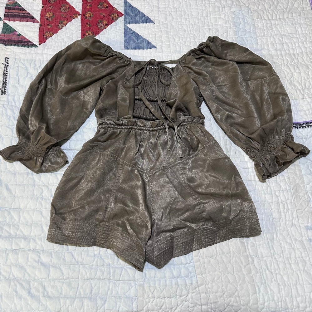 Free People Romper Metallic Bronze Long‎ Sleeve Smocked XS - Picture 3 of 3